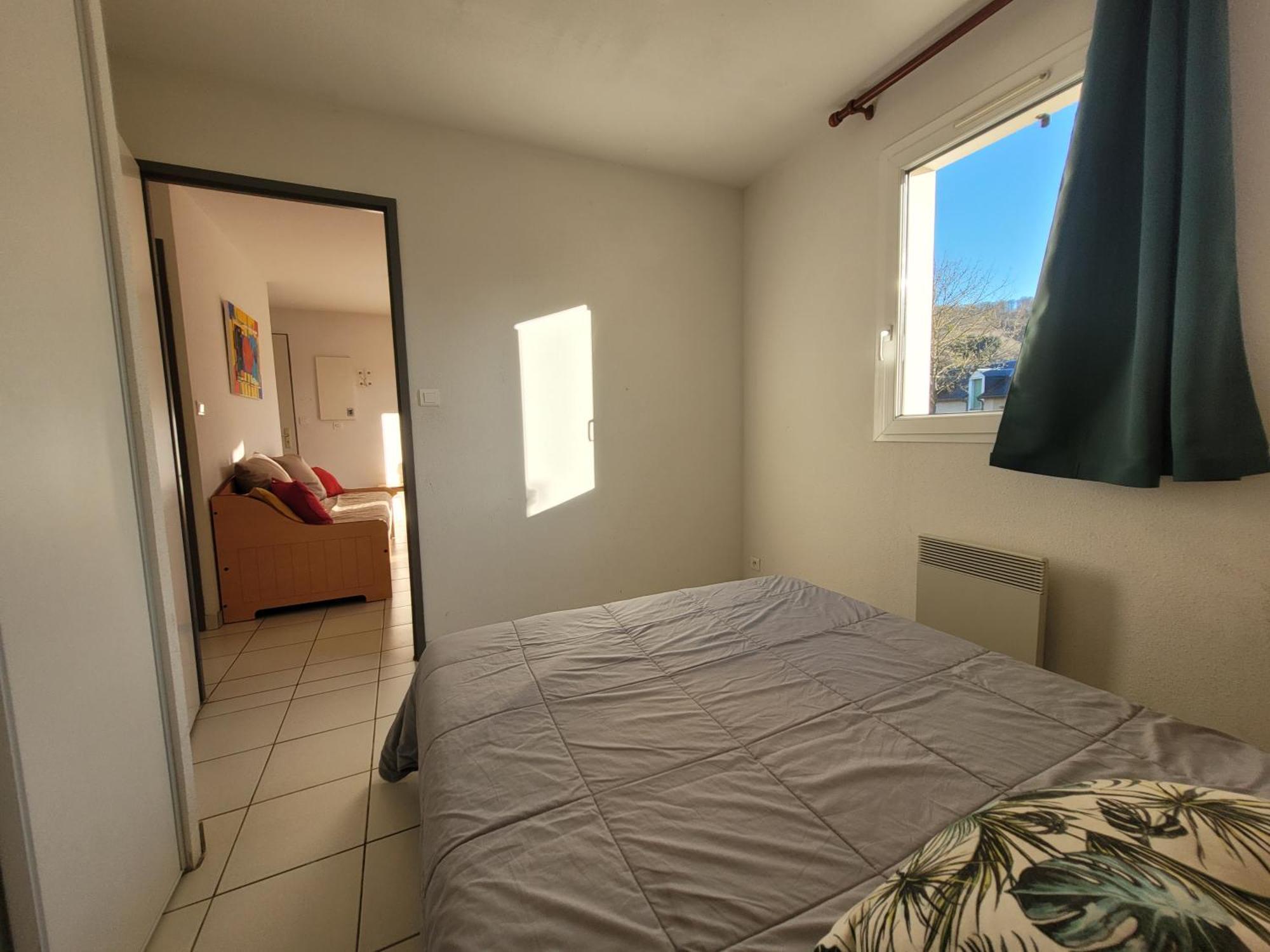 La Maison Bleue, Village Vacances, Piscine, Parking Saint-Geniez-dʼOlt 외부 사진