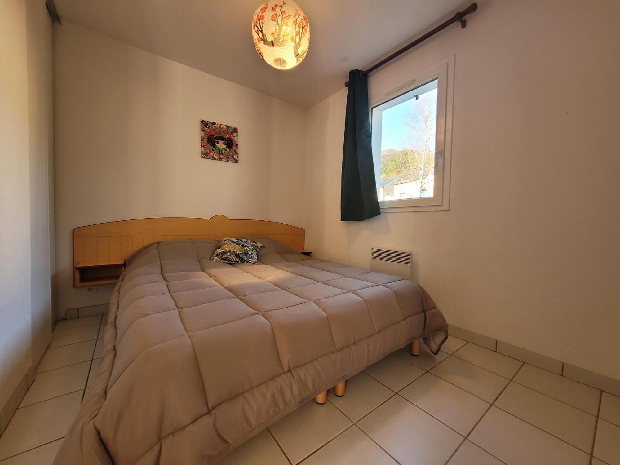 La Maison Bleue, Village Vacances, Piscine, Parking Saint-Geniez-dʼOlt 외부 사진